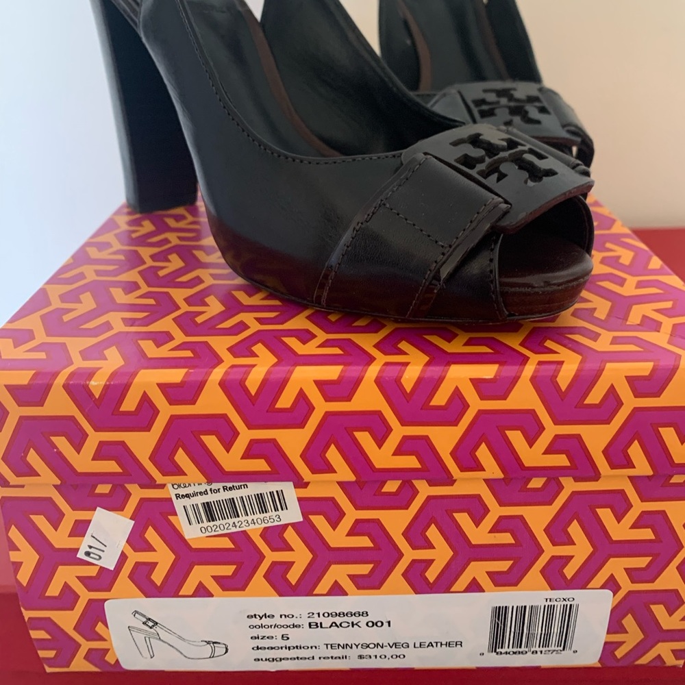 Tory Burch Tennyson Veg-Leather stacked heels